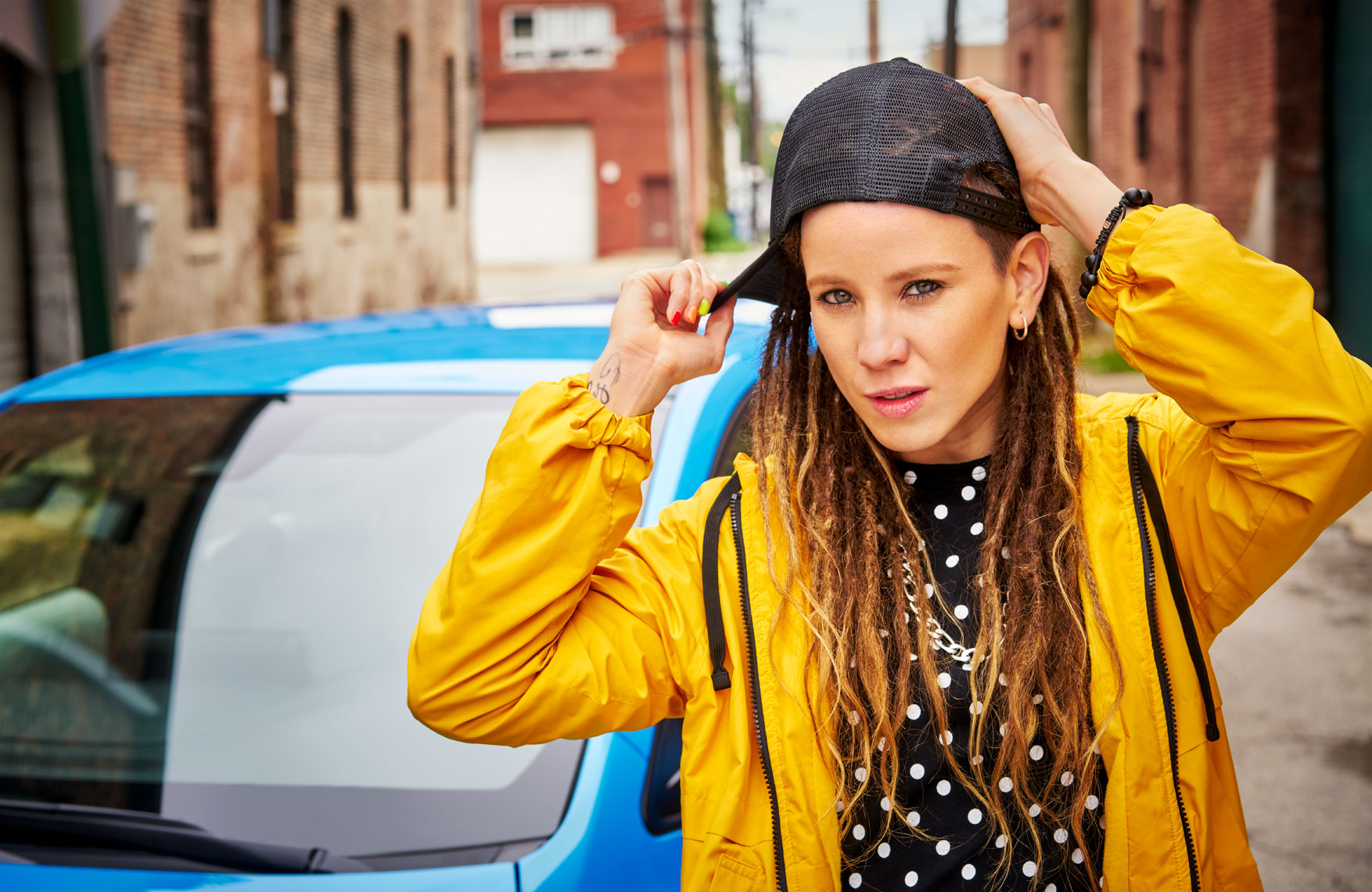 Location Photography Toyota Nina Dioz Chicago Alley With Corolla XSE